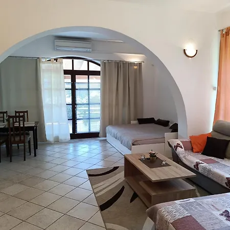 Sandra Appartement *