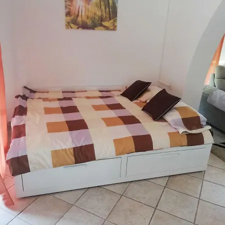 Apartment Sandra *